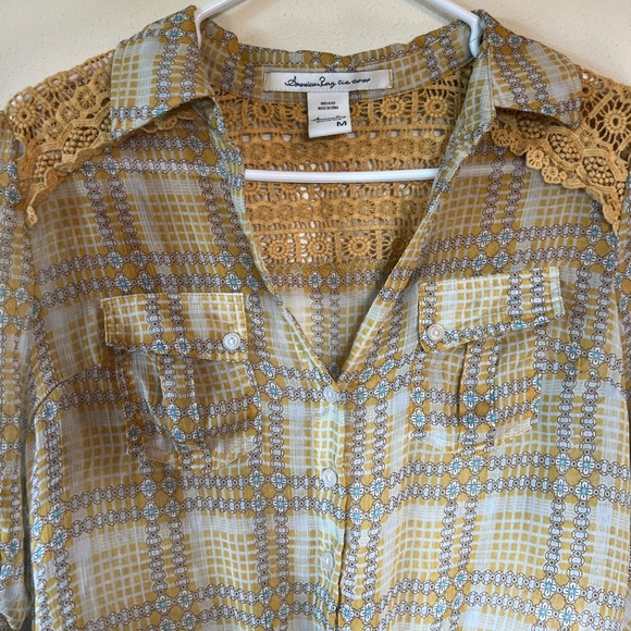 Women’s American Rag Sheer Button Top size M - Picture 6 of 9